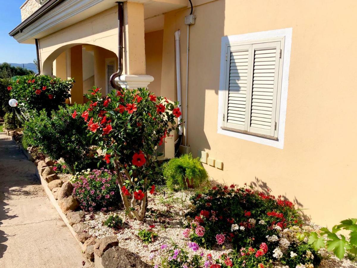 Dolce Hibiscus Apartment Olbia Exterior foto